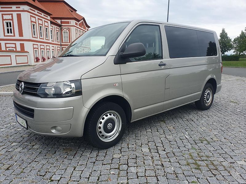 Volkswagen Multivan (2011) 2L 103kw, SPLÁTKY  - fotka 1 z 29