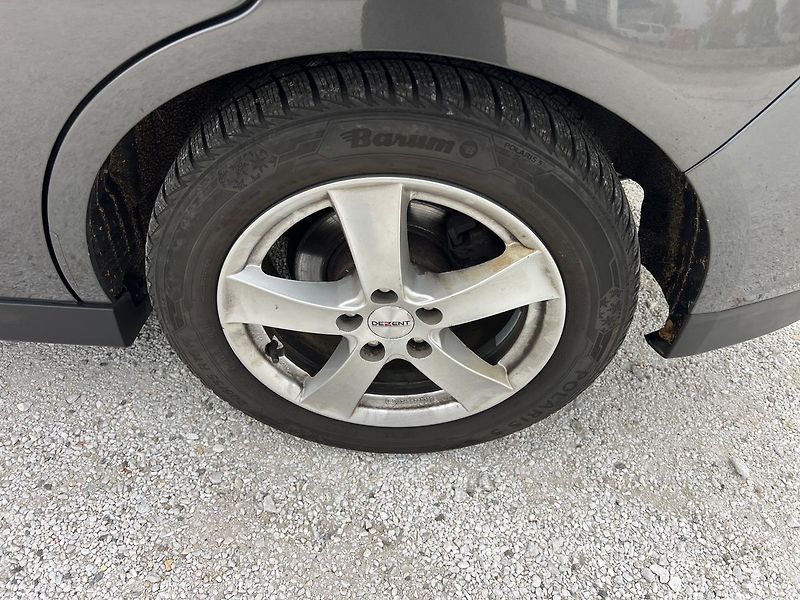 Ford C-MAX 1,5 i - fotka 16 z 16