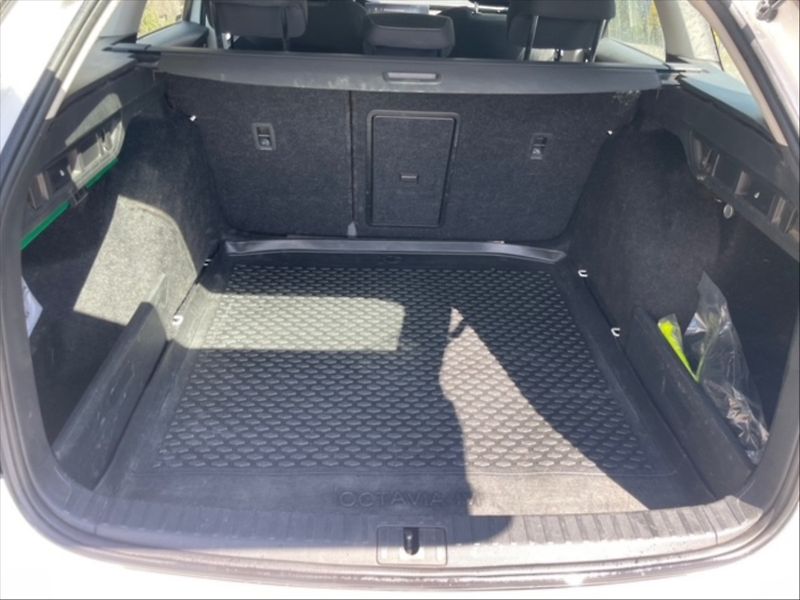 Škoda Octavia 1,5 TSI 110 Style - fotka 6 z 11