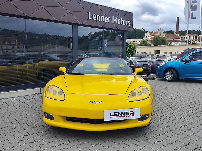 Chevrolet Corvette 6.2L/321kW V8 LS3 Cabrio - fotka 3 z 32