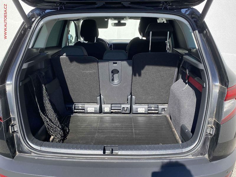 Škoda Karoq (2021) 1.5 TSi, Clever, LED, navi - fotka 7 z 17