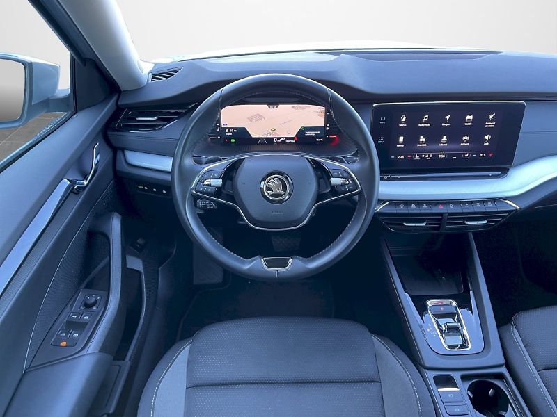 Škoda Octavia (2023) 2.0 TDI 110kW DSG Estate Ambit - fotka 6 z 35