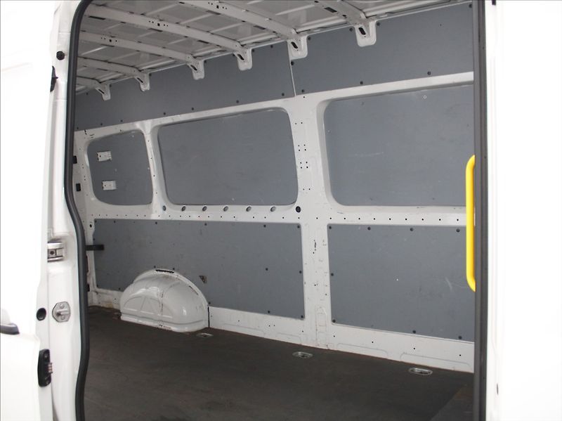 Volkswagen Crafter 2,0 TDi 35 DR 1.maj.Akční CENA - fotka 17 z 19