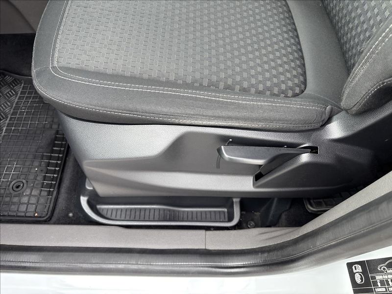 Ford Transit Connect 1,5 EcoBlue 88kW Trend L2 - fotka 20 z 32