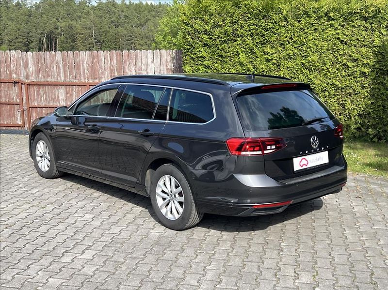 Volkswagen Passat 2,0 TDi Bussines DSG záruka - fotka 4 z 31