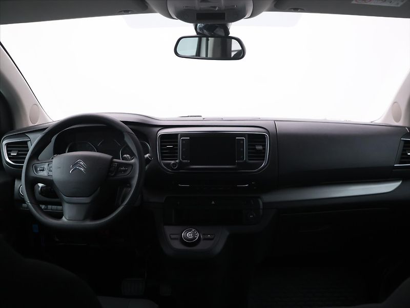 Citroën SpaceTourer 2,0 BlueHDi 130kW Aut. 8 míst - fotka 23 z 31