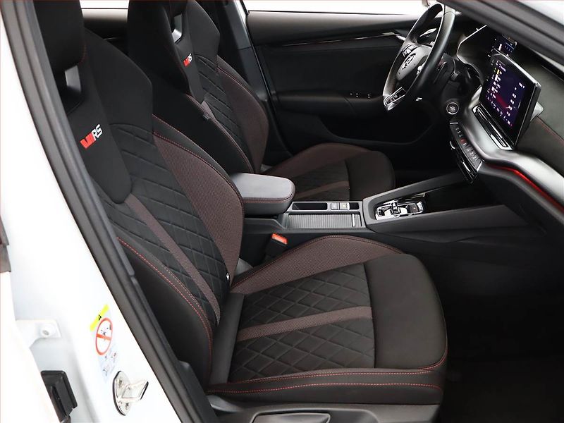 Škoda Octavia (2024) RS 2.0 TDI 4x4 - fotka 7 z 19