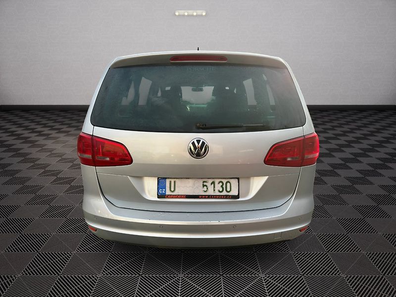 Volkswagen Sharan (2010) 2.0Tdi 125kw DSG Highline - fotka 5 z 35