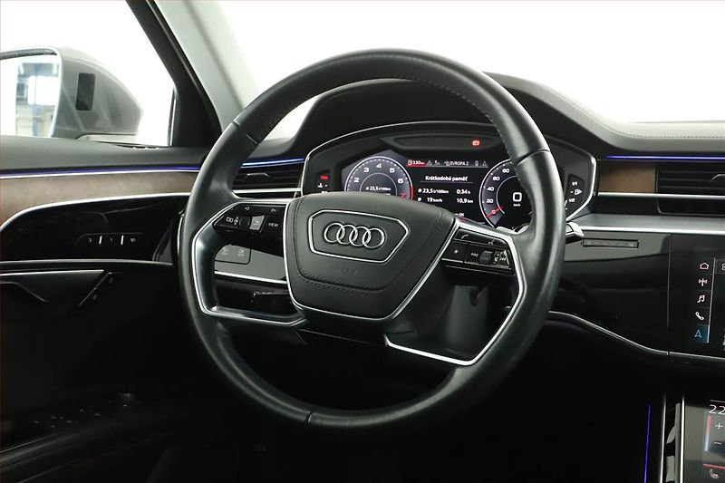 Audi A8 (2019) 55 TFSI - fotka 8 z 21