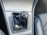 Volkswagen Golf (2014) 1,2 TSI 77 kW Comfortline - náhled 32