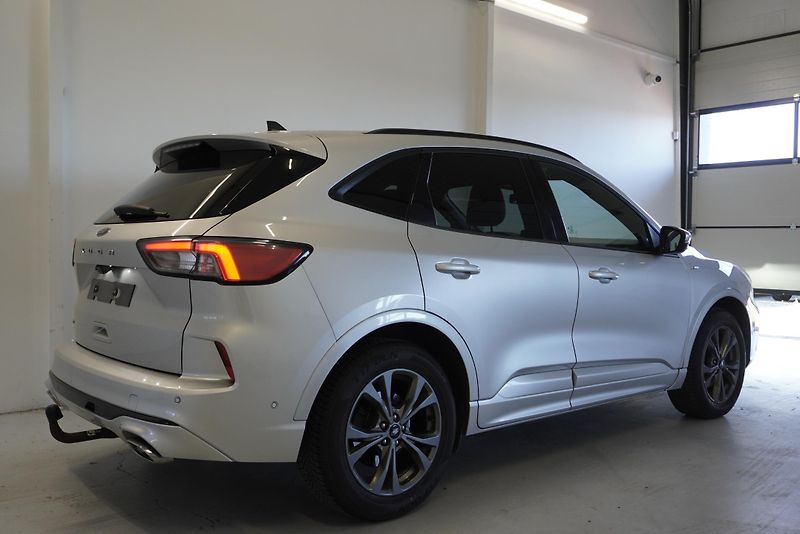 Ford Kuga 2.0 TDCi ST-LINE 4x4 AUTOMAT 8 - fotka 7 z 34