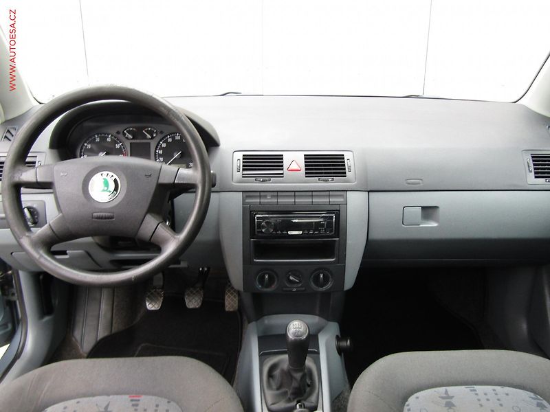 Škoda Fabia (2004) 1.2 i, ČR - fotka 8 z 17