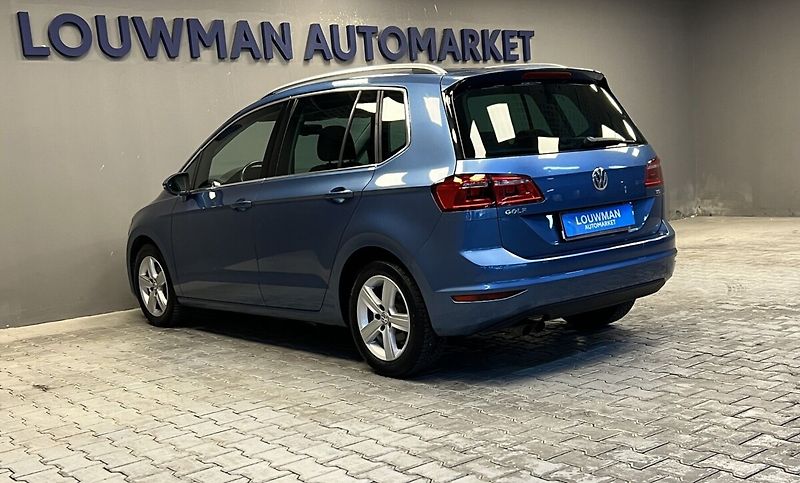 Volkswagen Golf Sportsvan 1,4 TSI DSG Highline - fotka 15 z 16