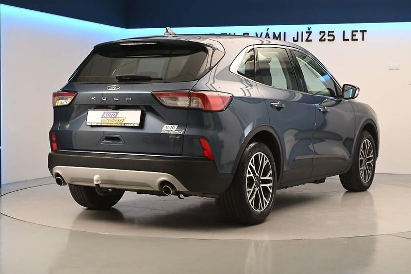 Ford Kuga (2021) 2.5 ACC TITANIUM Tažné Kamera - fotka 5 z 33