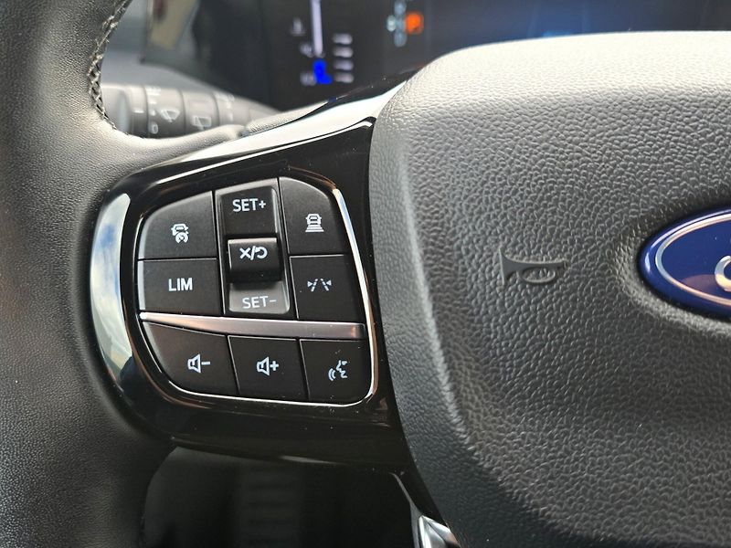 Ford Tourneo Custom (2024) Active 2.0 EcoBlue 4x4 A/T, ne - fotka 11 z 29