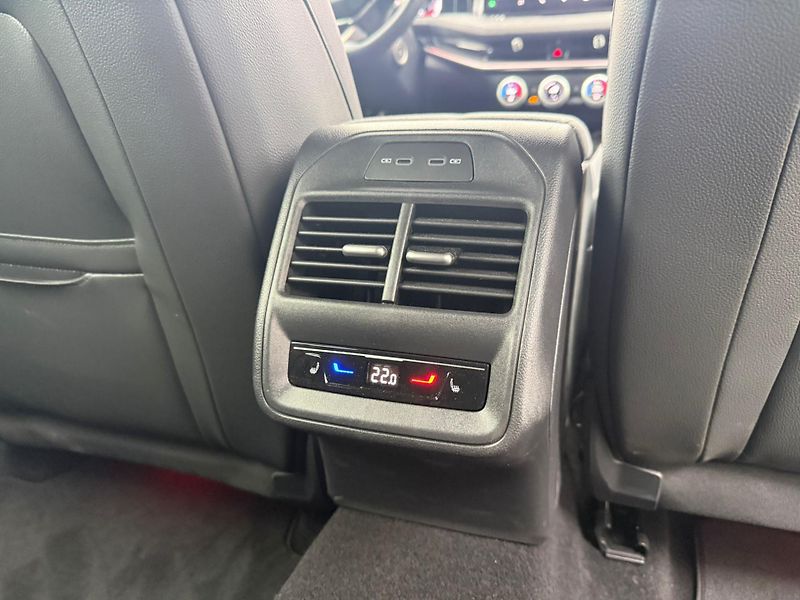 Škoda Superb Sportline 2.0 TDI 110KW DSG Co - fotka 25 z 29