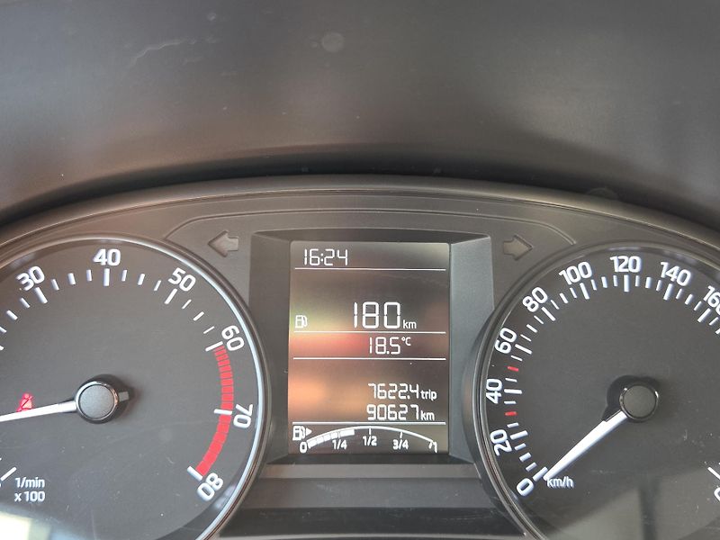 Škoda Fabia (2018) 1,0i lze i na splátky VŠEM!  - fotka 11 z 11