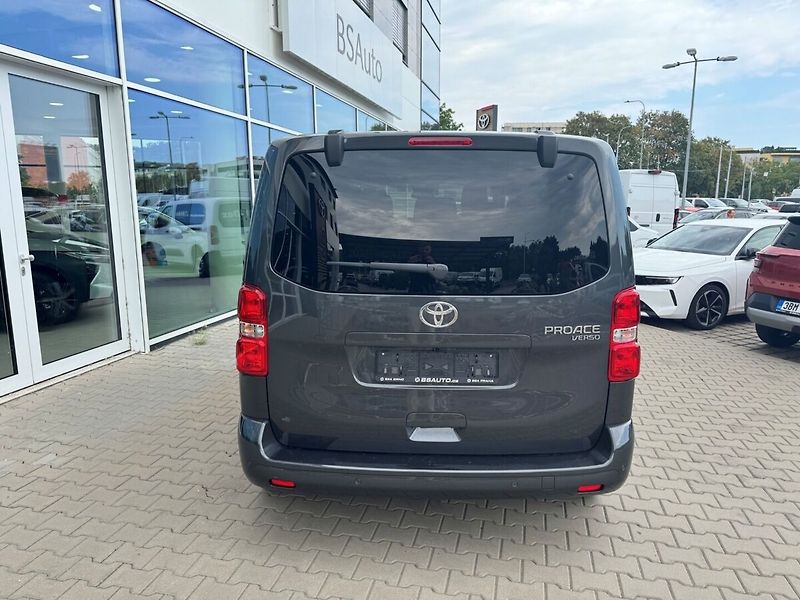 Toyota ProAce Verso 2,2 L1 AT8 7S VIP - fotka 4 z 18
