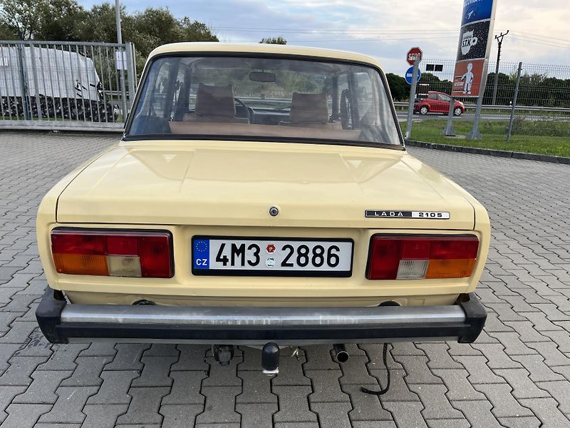 Lada 2105 (1986) 1.3i NOVÁ STK - fotka 5 z 12