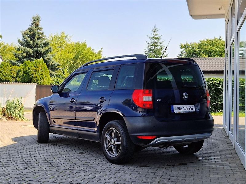 Škoda Yeti 1,4 TSI 90kW HEZKÝNÁJ. VÝHŘREV - fotka 3 z 31