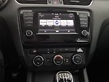 Škoda Octavia (2016) 1.6 TDI, Navi, Tempomat - náhled 12