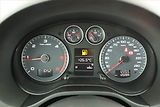 Audi A3 (2013) 1.6 TDI, Bi-Xenony, Tempomat - náhled 8