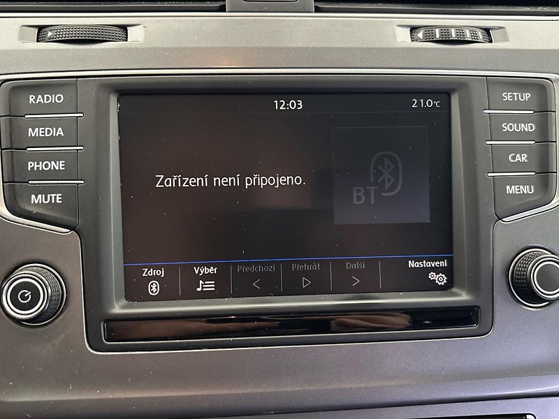 Volkswagen Golf Trendline - fotka 23 z 27