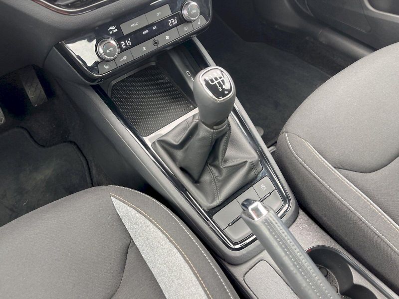 Škoda Kamiq (2025) 1.0 TSI 85 kW Selection - fotka 12 z 30