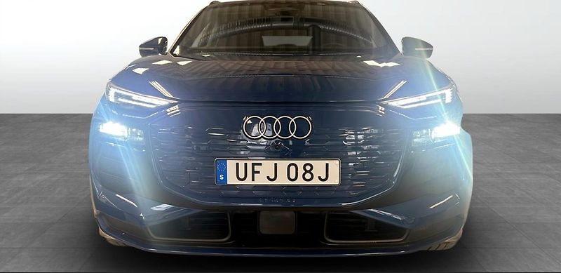 Audi Q6 e-tron Performance 100kWh Tažné - fotka 4 z 12