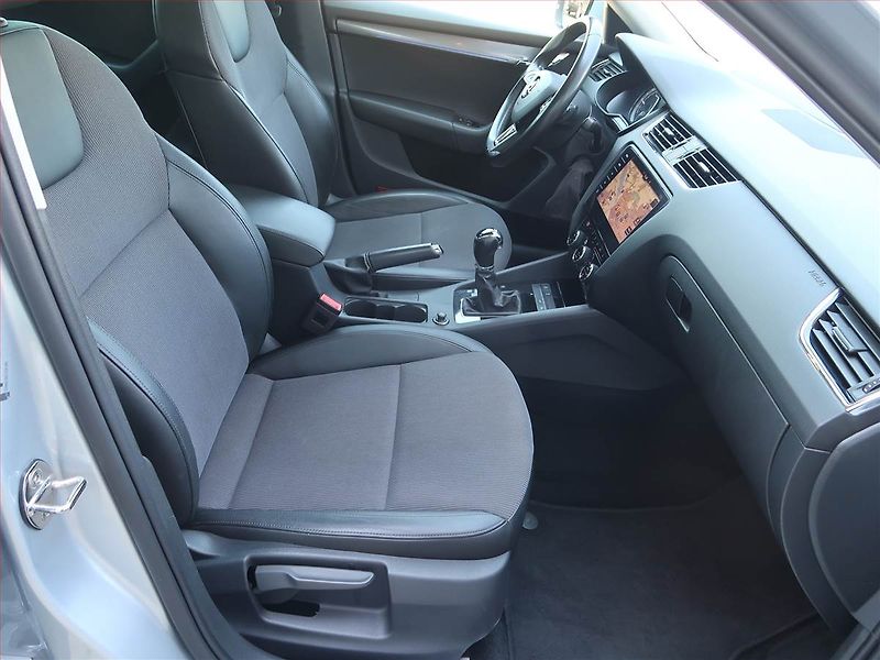 Škoda Octavia (2018) Ambition Plus 2.0 TDI, Automat - fotka 9 z 20