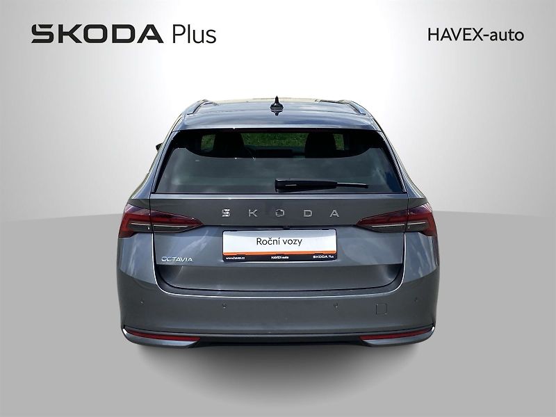 Škoda Octavia (2025) Combi 1.5 TSI Top Selection - fotka 36 z 36