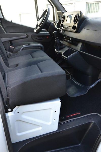 Mercedes-Benz Sprinter 316 hydr. čelo velká výbava  - fotka 29 z 47