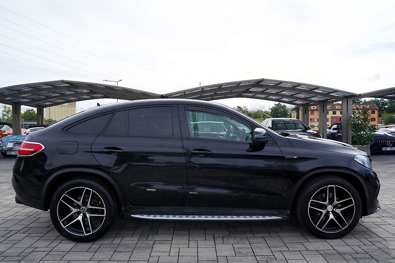 Mercedes-Benz GLE 350d 4Matic AMG/tažné/Harman - fotka 7 z 46