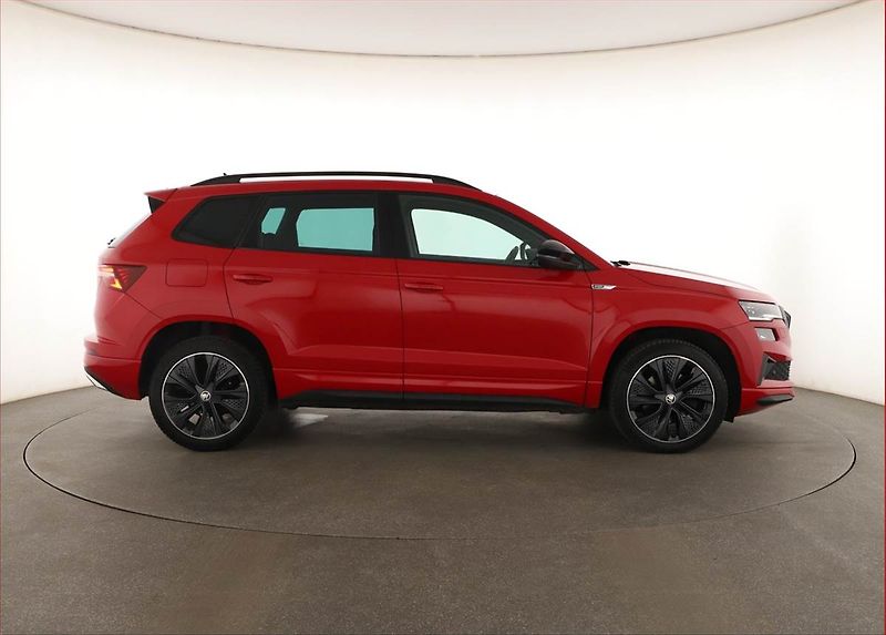 Škoda Karoq (2023) Sportline 1.5 TSI - fotka 6 z 20