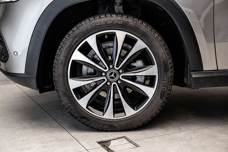 Mercedes-Benz GLE 4Matic, MBUX, 360°, tažné - fotka 2 z 30