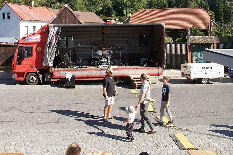 První Skalická Traktoriáda se konala v sobotu 21. září ve Skalici u České Lípy.