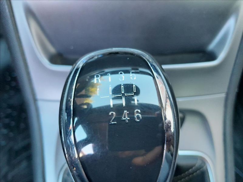Opel Astra 1,6 CDTi 81kW - fotka 38 z 49