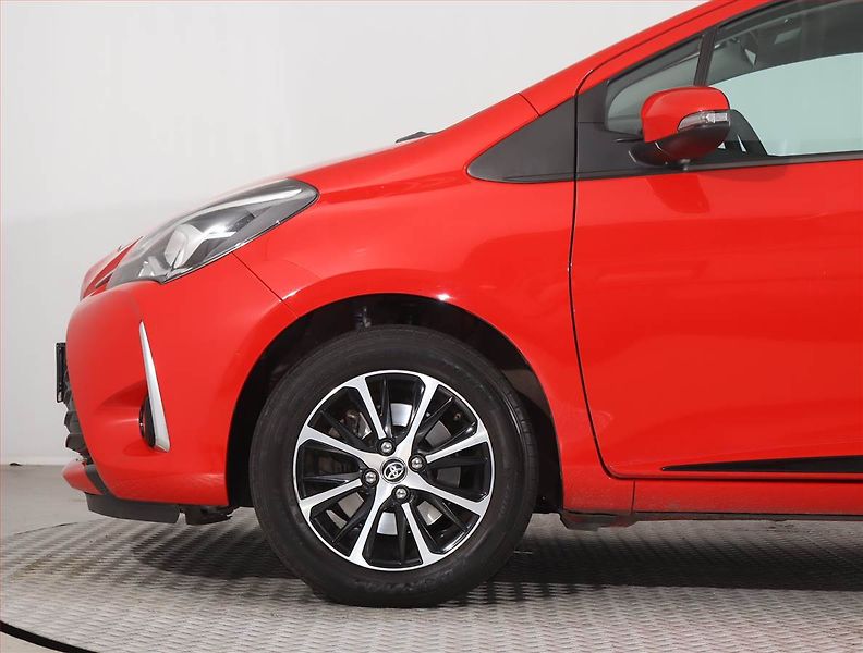 Toyota Yaris (2018) Trend 1.5 Dual VVT-i - fotka 14 z 20