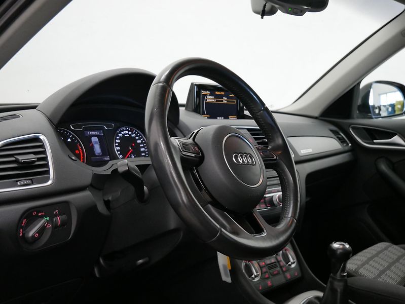 Audi Q3 - fotka 14 z 26
