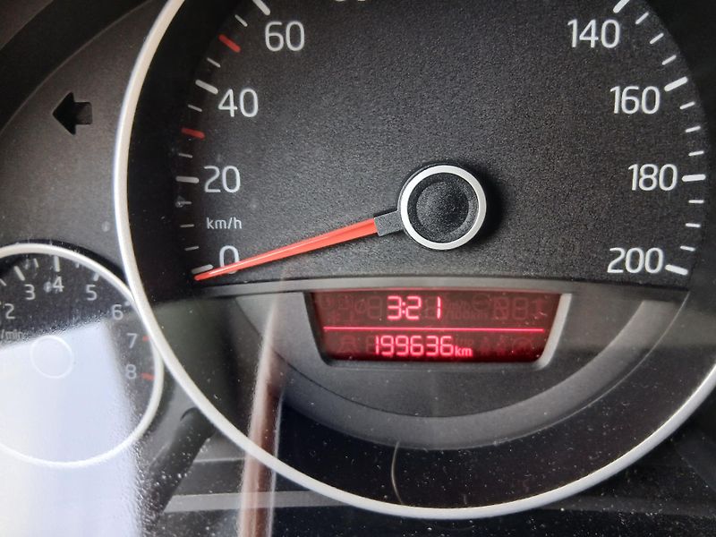 Volkswagen up! 1.0, 44 kW - fotka 22 z 33