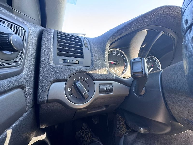 Škoda Octavia (2011) 1,6 TDI 77 KW ITÁLIE STK - fotka 25 z 47