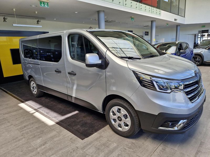 Renault Trafic (2026) L2 Equilibre 150k 8míst - fotka 3 z 19