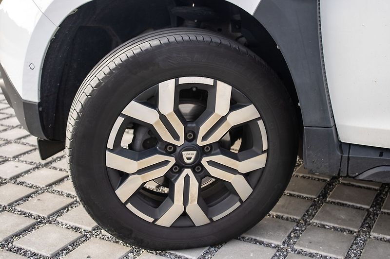 Dacia Duster - fotka 13 z 30