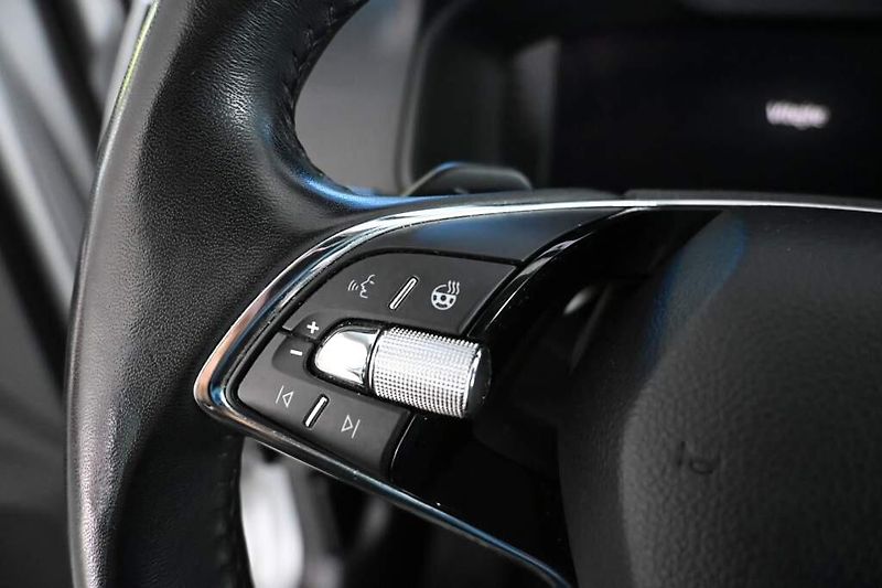 Škoda Karoq (2024) 2.0 4x4 DSG LED TOUR Virtual K - fotka 15 z 33