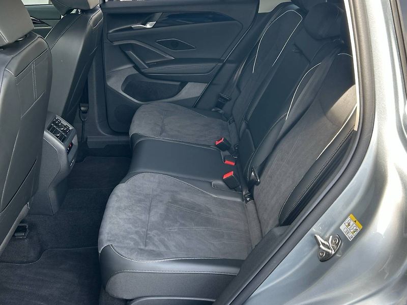 Volkswagen Tiguan (2025) 1.5 eTSI 7DSG Elegance - fotka 22 z 35