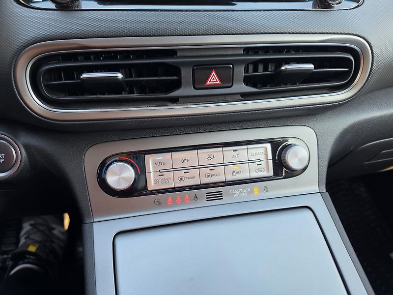 Hyundai Kona KREll 100KW  Kei Záruka Kamera - fotka 37 z 42