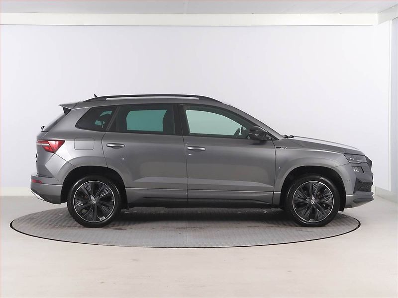 Škoda Karoq (2024) Sportline 2.0 TDI - fotka 6 z 27