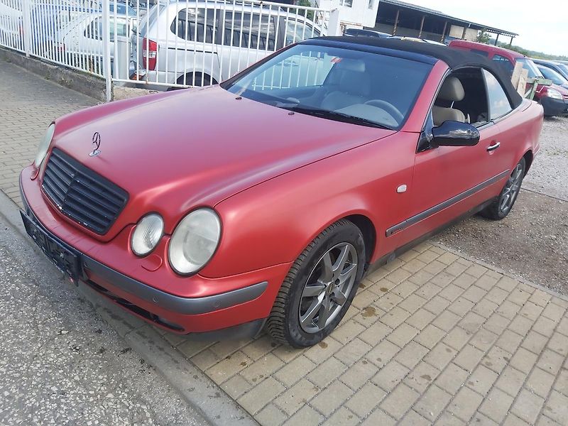 Mercedes-Benz CLK (1998)  320, 160 KW - fotka 6 z 41