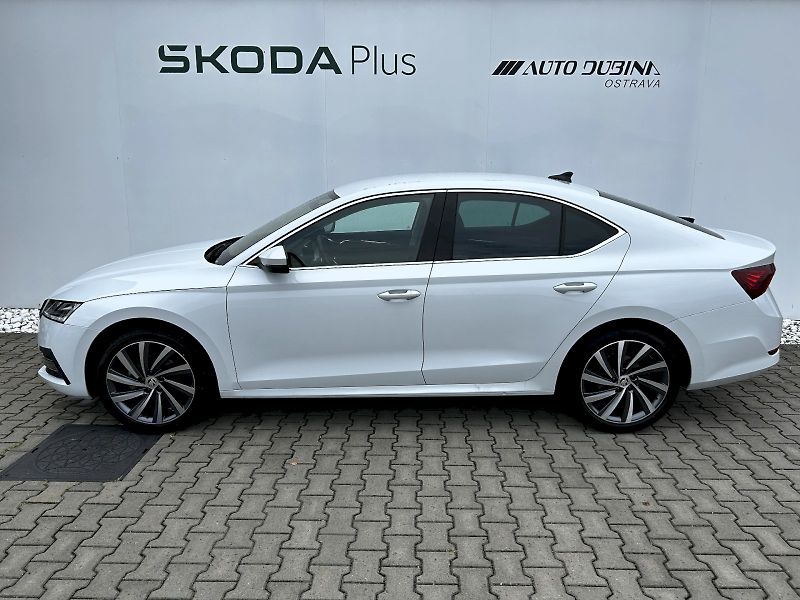 Škoda Octavia (2023) 1.5 TSI 110kW MP6 Style - fotka 3 z 35