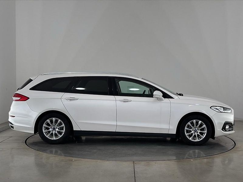 Ford Mondeo AT - fotka 16 z 28